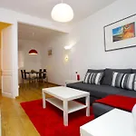 Gaudi Sagrada Familia Apartmán