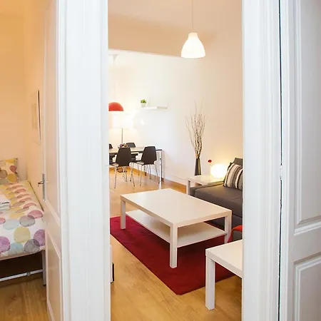 Apartamento Gaudi Sagrada Familia *