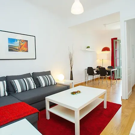 Gaudi Sagrada Familia Apartmán