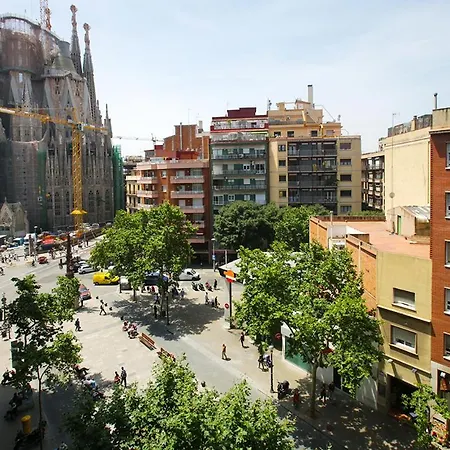 Gaudi Sagrada Familia Appartement Barcelone